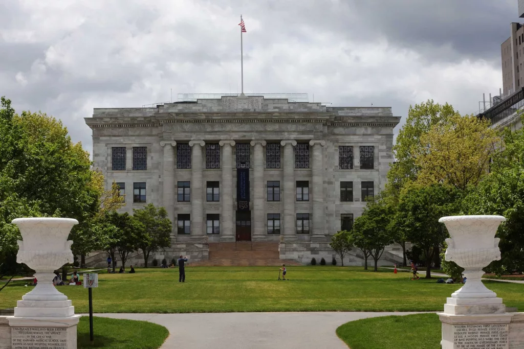NIH moving to ban grants to universities with DEI programs, Israeli boycotts
