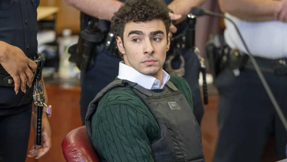 Luigi Mangione pleads not guilty to federal murder charge in killing of UnitedHealthcare’s CEO