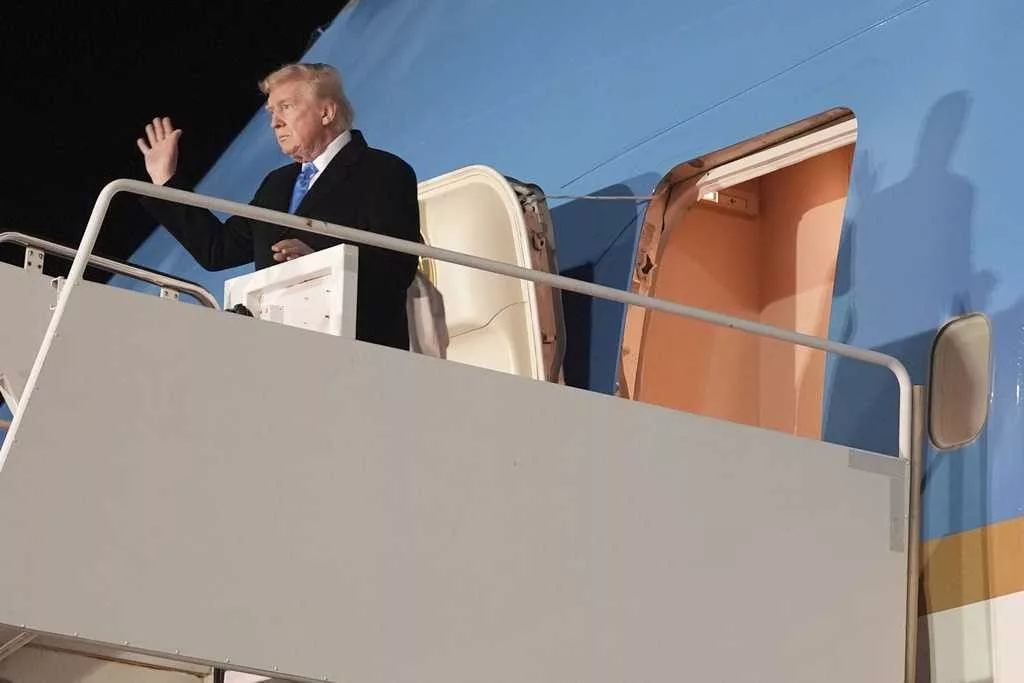 Trump calls for Ukraine and Russia to meet for 'very high level' talks, says they are close to deal