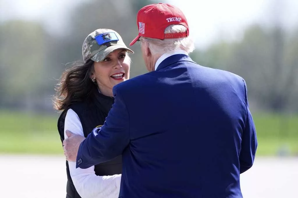 Trump greets Whitmer with a hug and gives her a win — new jets for Michigan airbase