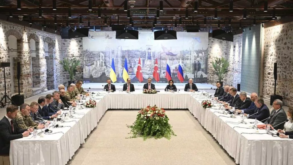 Russia-Ukraine peace talks end after less than 2 hours, officials say