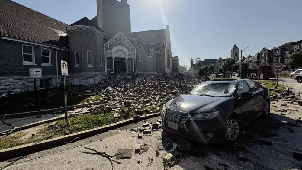 St. Louis mayor says authorities have confirmed at least 4 deaths after severe storm damaged city