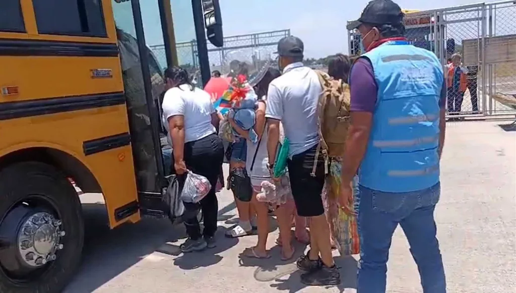 First self-deportation flight lands in Honduras under DHS initiative