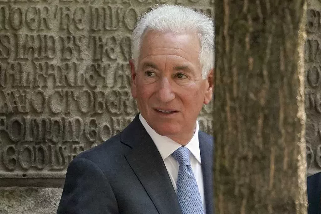 Senate confirms Charles Kushner, father of Trump's son-in-law, as ambassador to France