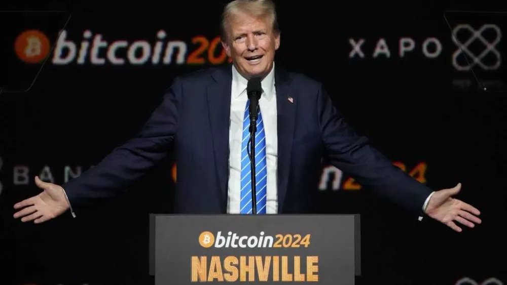 Trump hosts dinner with top investors in one of his crypto projects