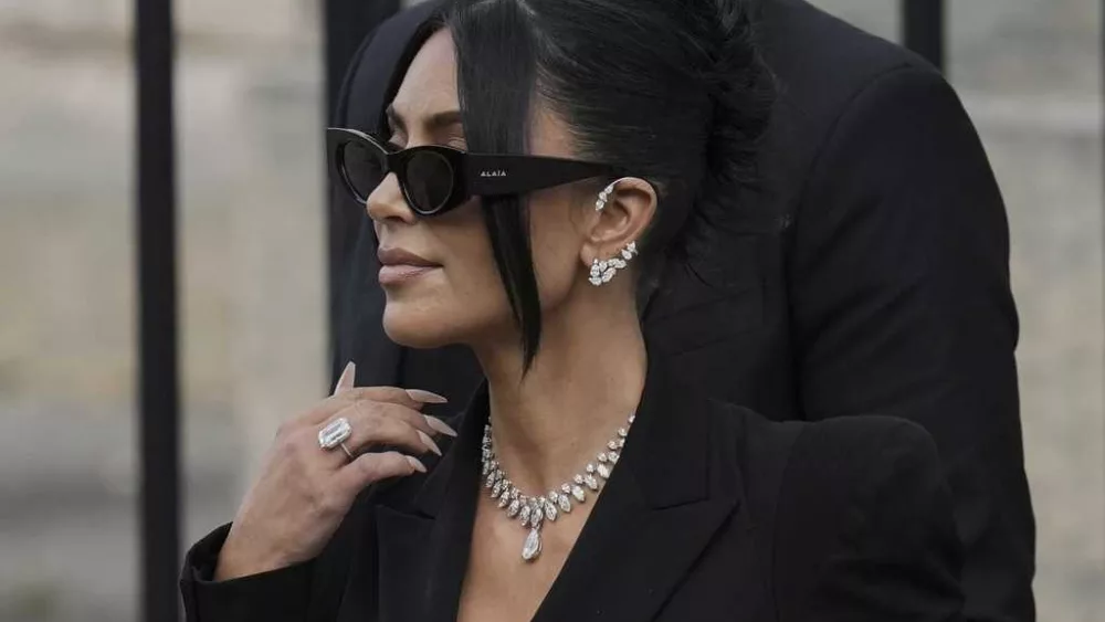 Paris court finds ringleader and 7 others guilty in 2016 robbery of Kim Kardashian