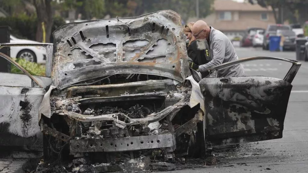 Federal investigators comb site of San Diego plane crash in neighborhood of military housing