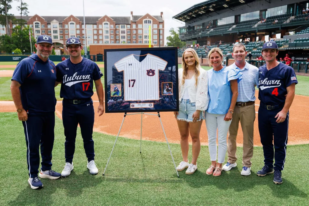 'Dang, this is cool': Family ties and baseball dreams unite brothers