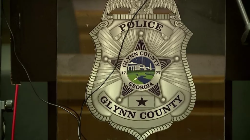 Brunswick man arrested, accused of shooting at mother, her two kids and another man