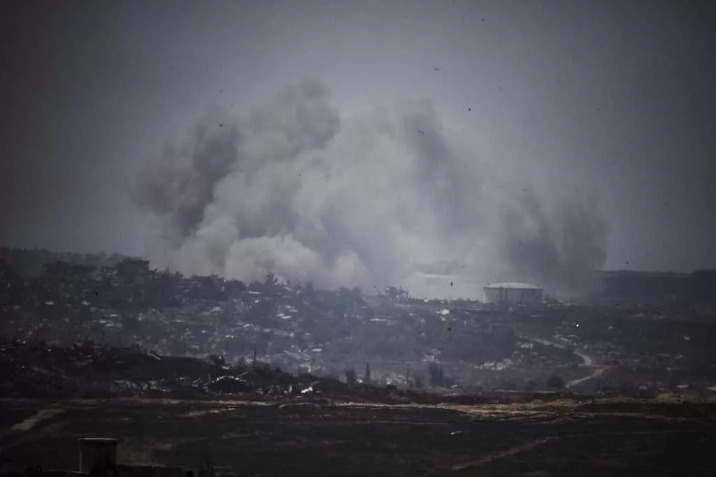 Israeli airstrike on school-turned-shelter in Gaza kills 25