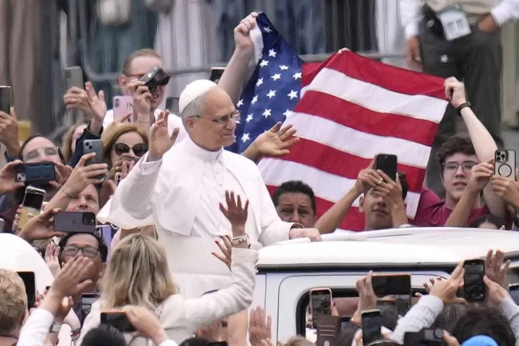 Can Pope Leo XIV keep US citizenship as a foreign leader?