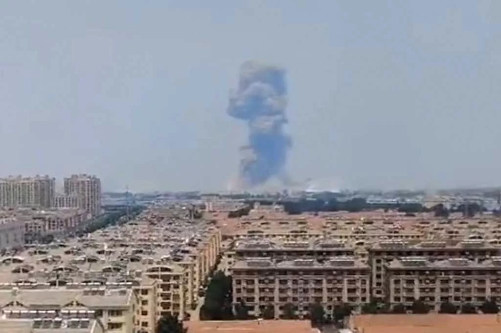 Huge explosion rocks chemical plant in eastern China