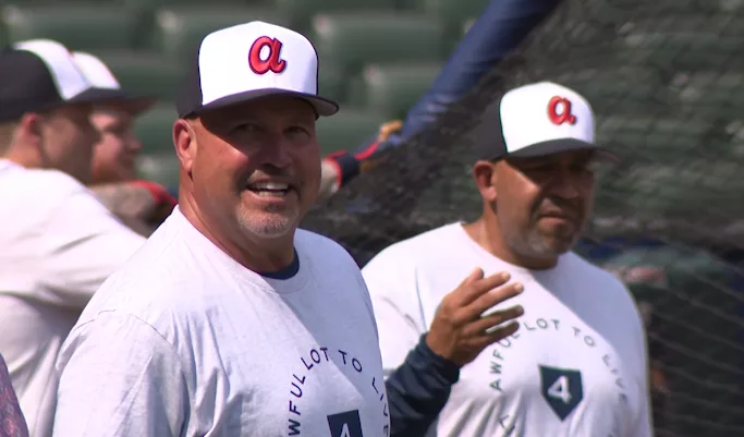 Brian Snitker reunites with old friend and former Braves boss Fredi González