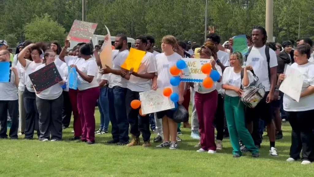 'Our futures were stolen': Brunswick students react to Job Corps closures