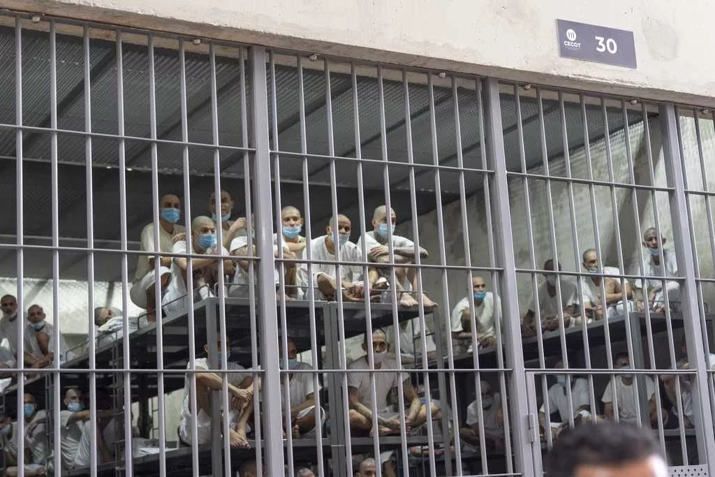 Judge says migrants sent to El Salvador prison must get a chance to challenge their removals