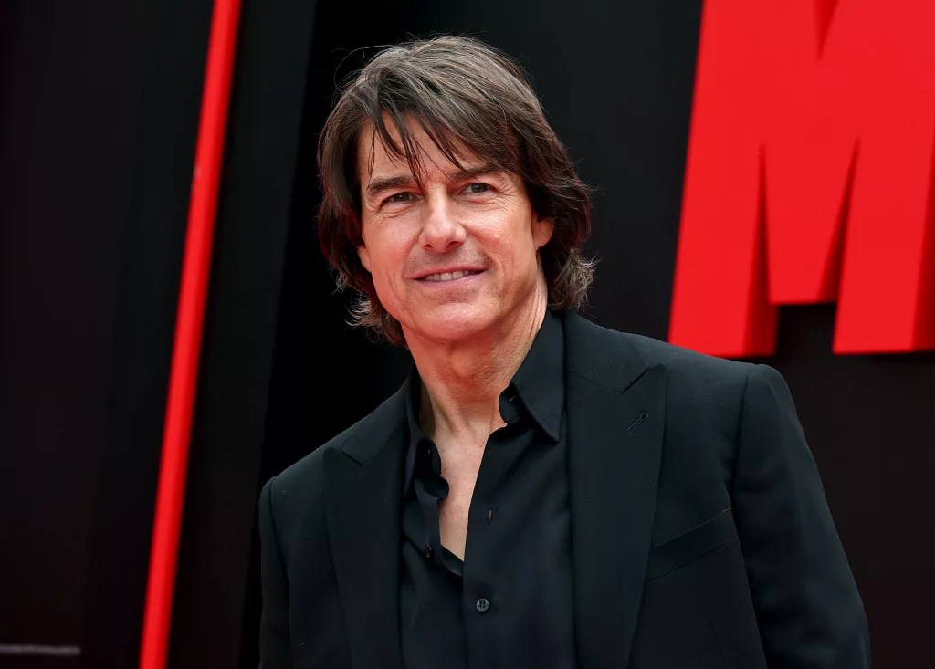 Tom Cruise sets new Guinness World Record