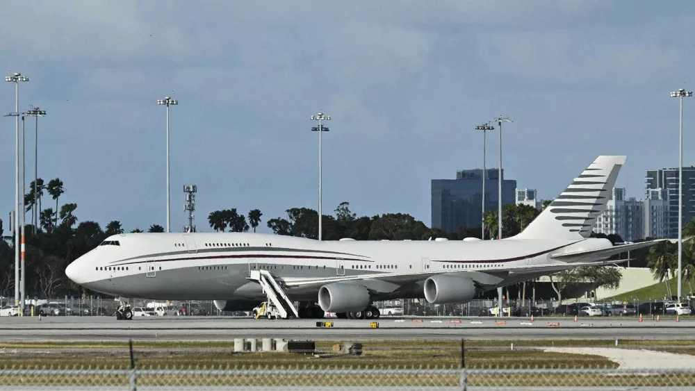 How much will it cost to retrofit a Qatari plane for Air Force One?