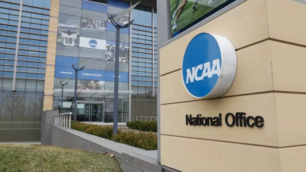 Federal judge approves $2.8B settlement, paving way for US colleges to pay athletes millions