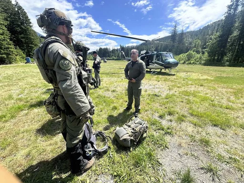 Authorities believe they spotted ex-soldier Travis Decker, who is wanted in deaths of 3 daughters