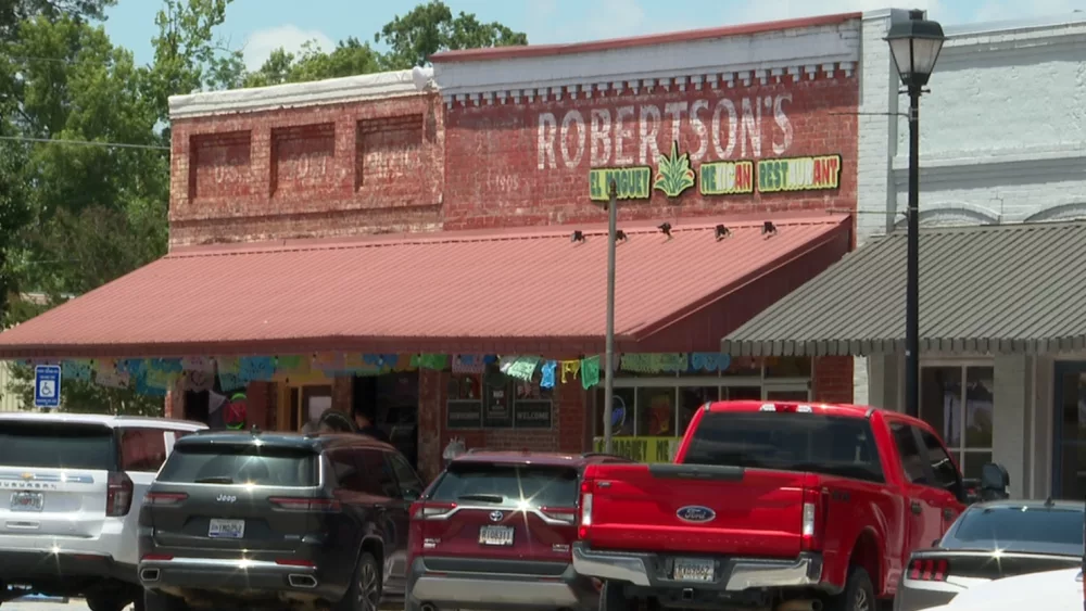 'Even documented people were scared': Brooklet restaurant owner responds to recent ICE raids