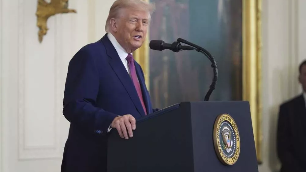 Trump signs measure blocking California's ban on new sales of gas-powered cars