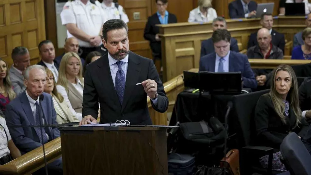 Closing arguments begin in Karen Read's murder trial of police officer boyfriend