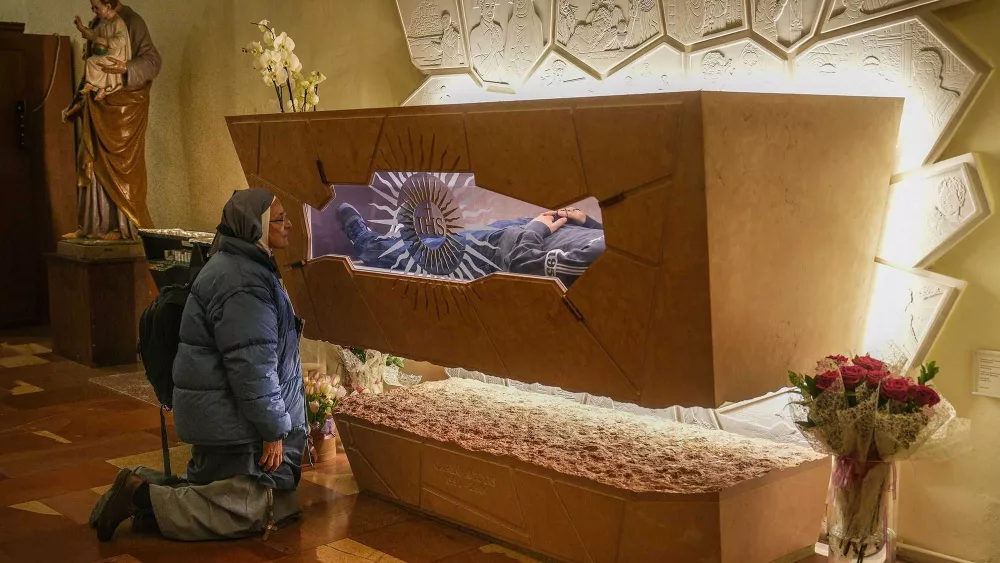 Teenager who died of cancer to become first millenial saint