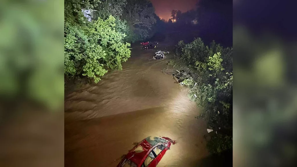 Flash flooding kills 5 in West Virginia, rescue teams searching for missing people