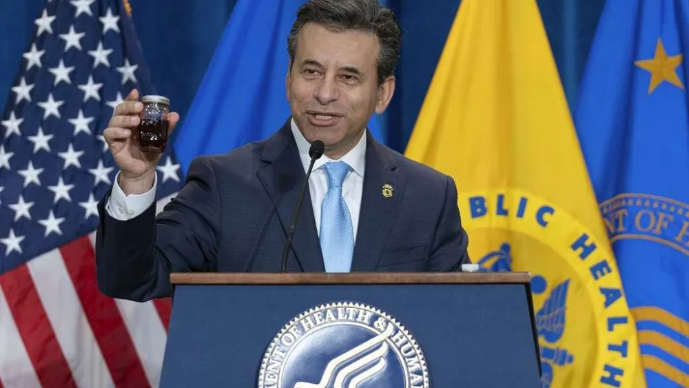FDA to offer faster drug reviews to companies promoting 'national priorities'