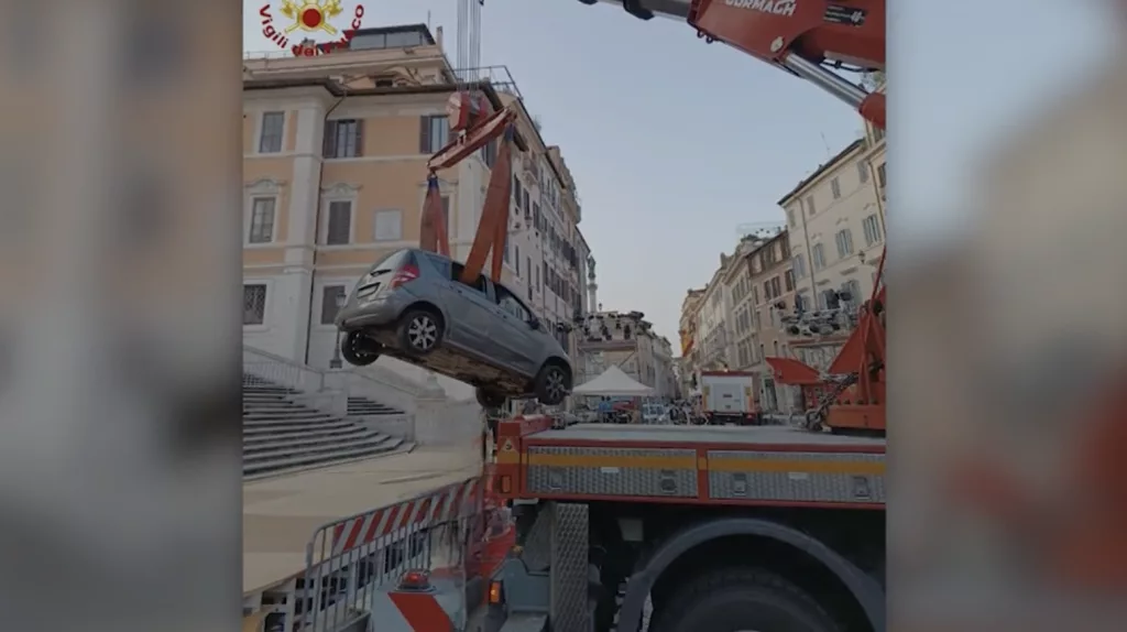 80-year-old drives Mercedes down Rome's Spanish Steps and gets stuck