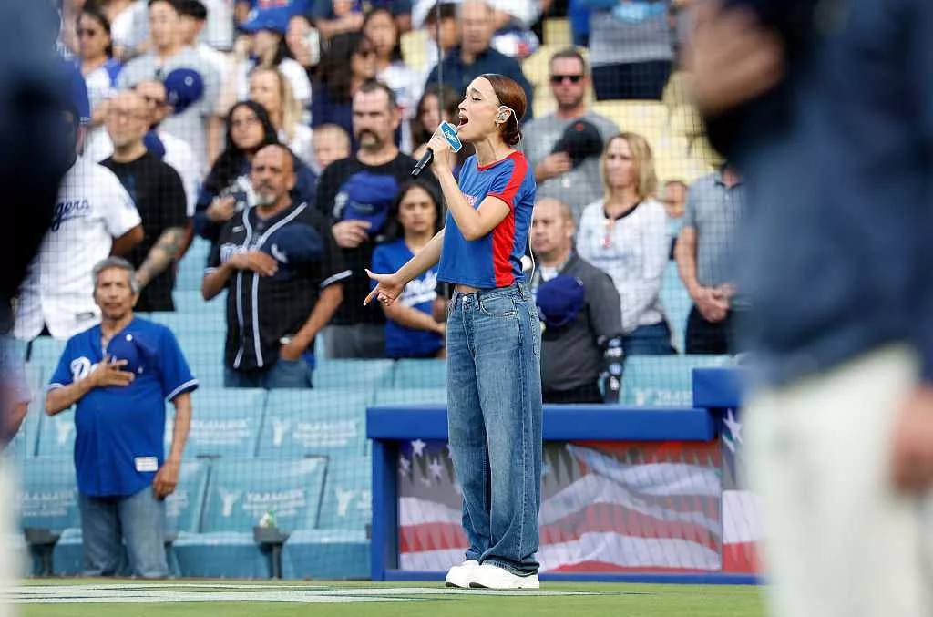Singer Nezza explains why she sang US National Anthem in Spanish at Dodgers game; says team objected