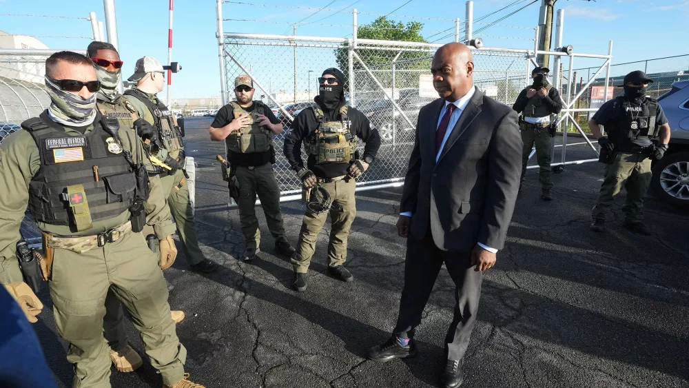 DHS issues new guidance for lawmakers visiting ICE facilities after tense confrontations