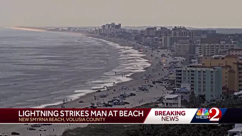 3 people struck by lightning on Florida beach