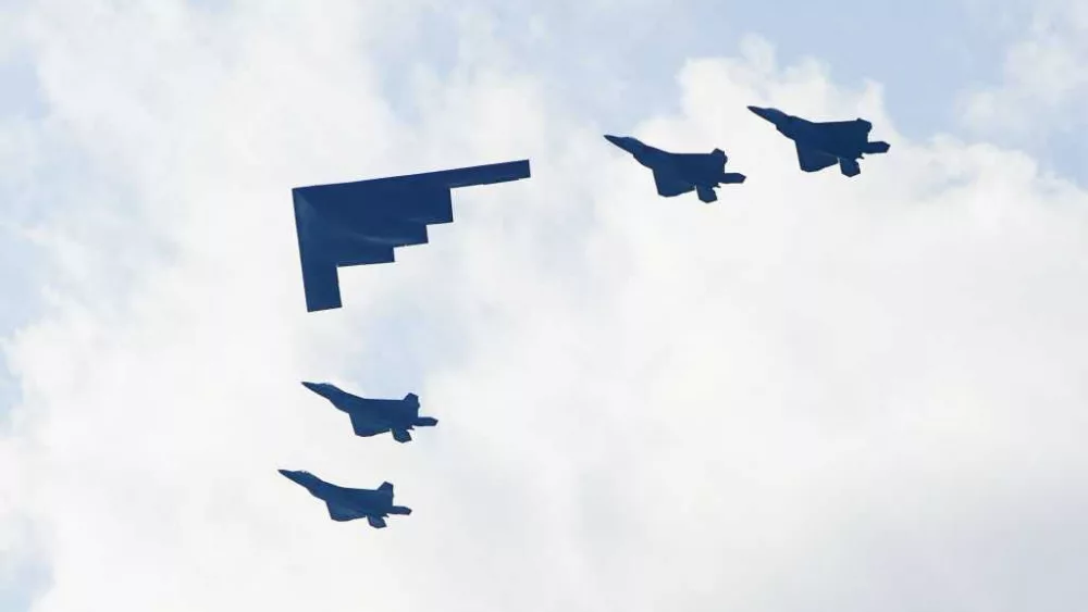 B-2 bombers return to Whiteman AFB after striking Iran
