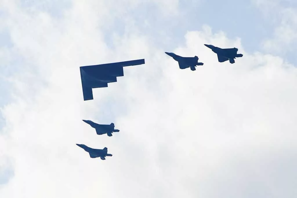B-2 bombers return to Whiteman AFB after striking Iran