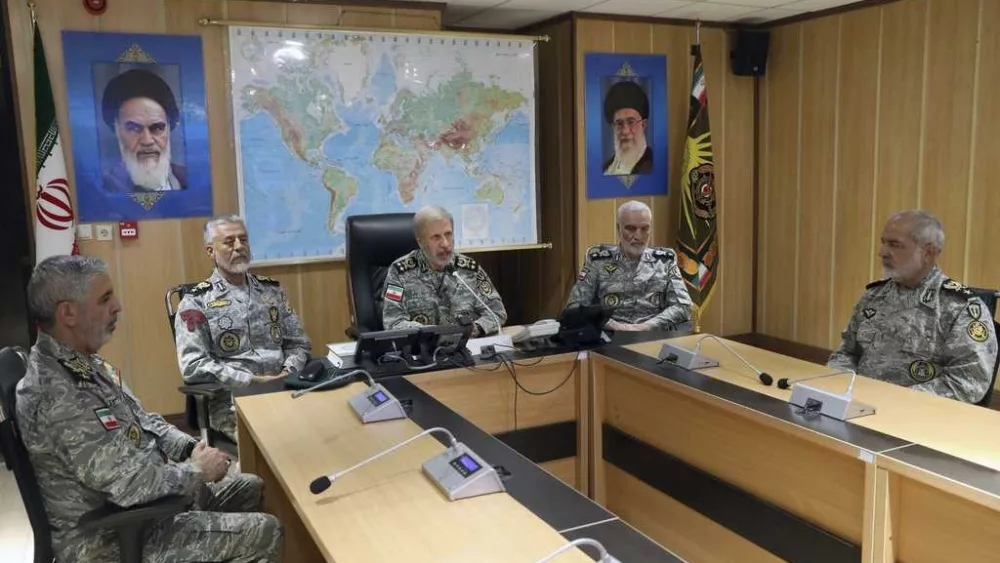 Iran launches missile attacks on US bases in Qatar and Iraq