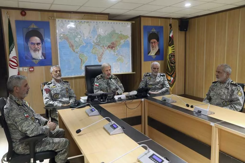 Iran launches missile attacks on US bases in Qatar and Iraq
