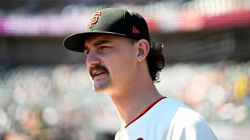 Giants pitcher Sean Hjelle accused of abuse by wife, MLB investigating