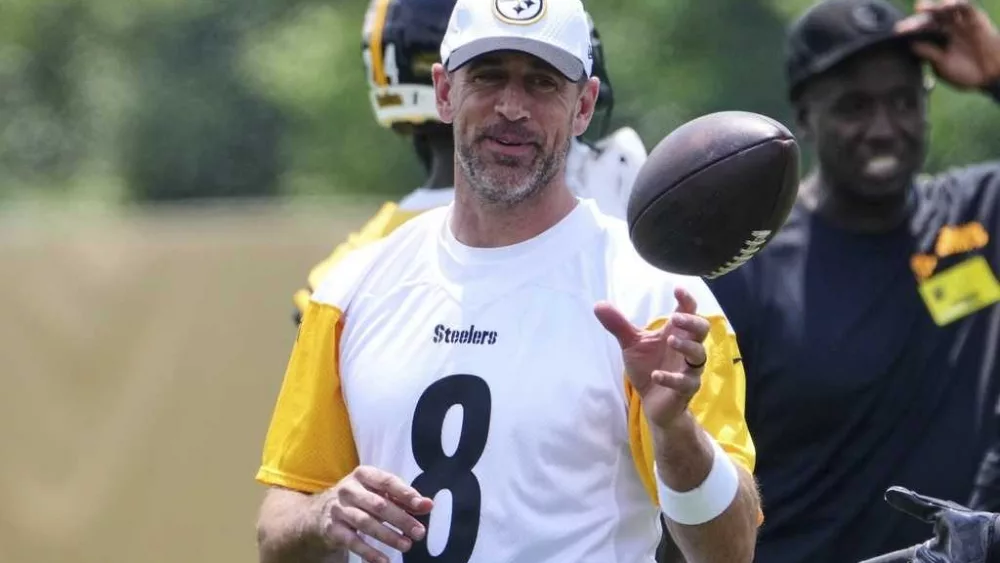 Steelers QB Aaron Rodgers is 'pretty sure' the 2025 season will be his last in the NFL