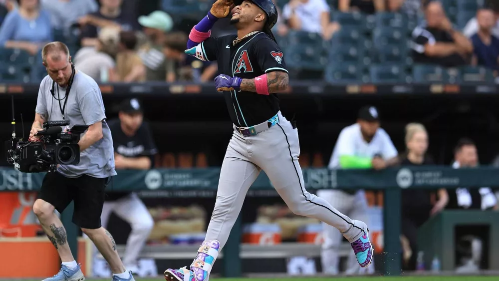 Diamondbacks' Ketel Marte in tears after reportedly being heckled about his late mother