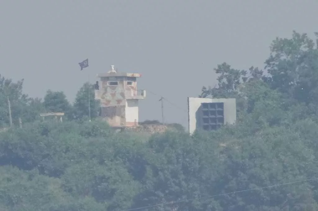 Americans detained in South Korea for trying to send rice and Bibles to North Korea