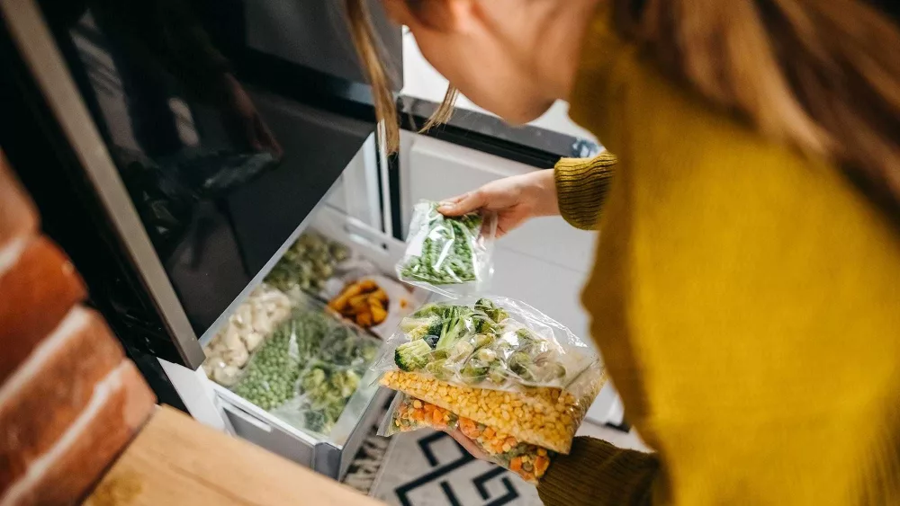 We asked 6 chefs for their secrets to reduce food waste — and we're stealing their tips ASAP