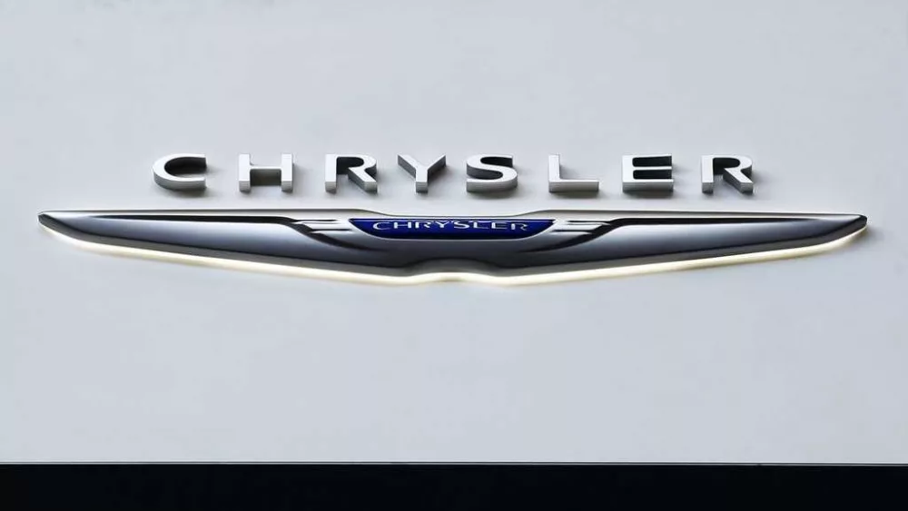 Chrysler recalls some vehicles to fix a potential airbag issue