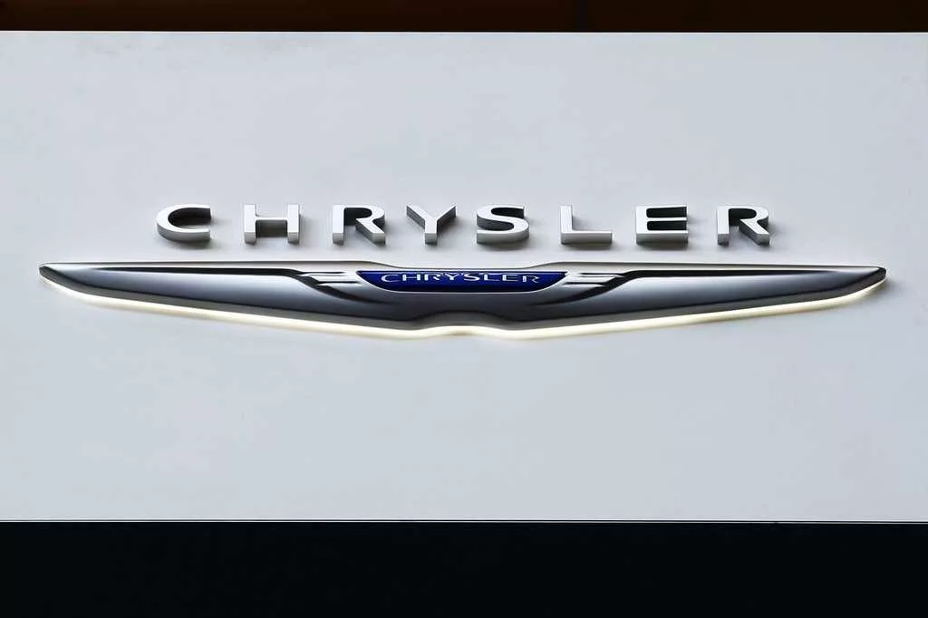 Chrysler recalls some vehicles to fix a potential airbag issue
