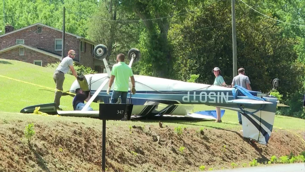 Pilot lands plane upside down in South Carolina yard