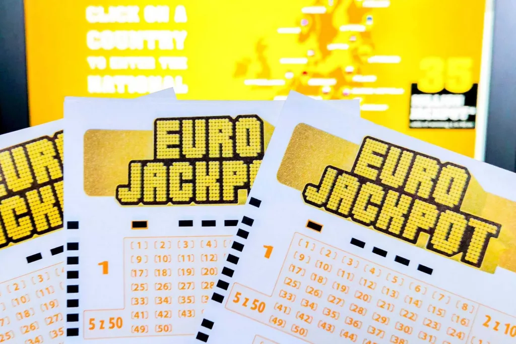 Thousands of Norwegians mistakenly told they’d hit the jackpot in lottery error