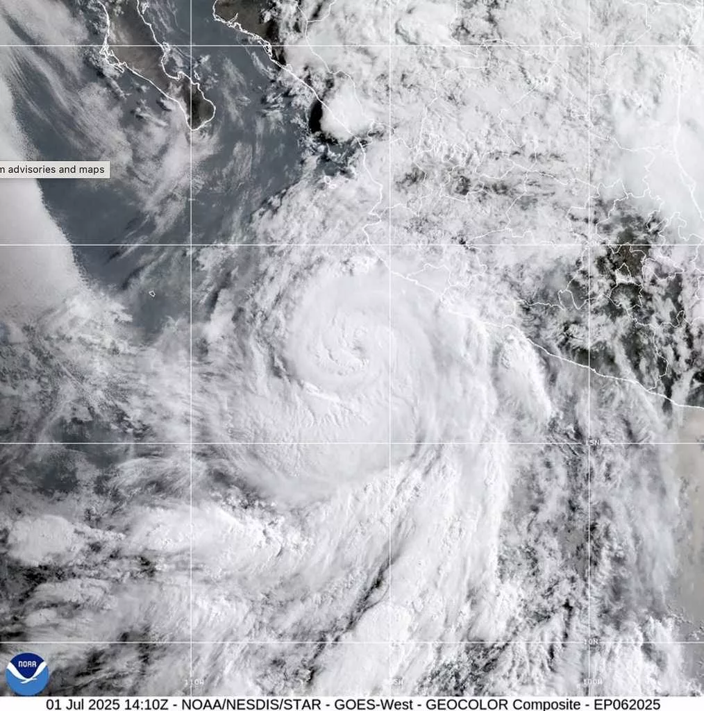 Hurricane Flossie grows to Category 3 strength off Mexico's Pacific coast