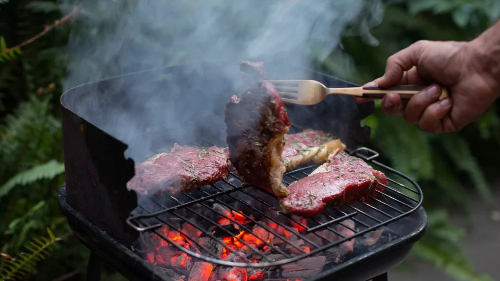 Grill marks are meaningless: Here's what matters when cooking out