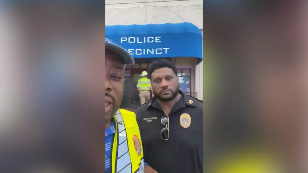 Video: Savannah mayor, police chief host Facebook Live after mall shooting