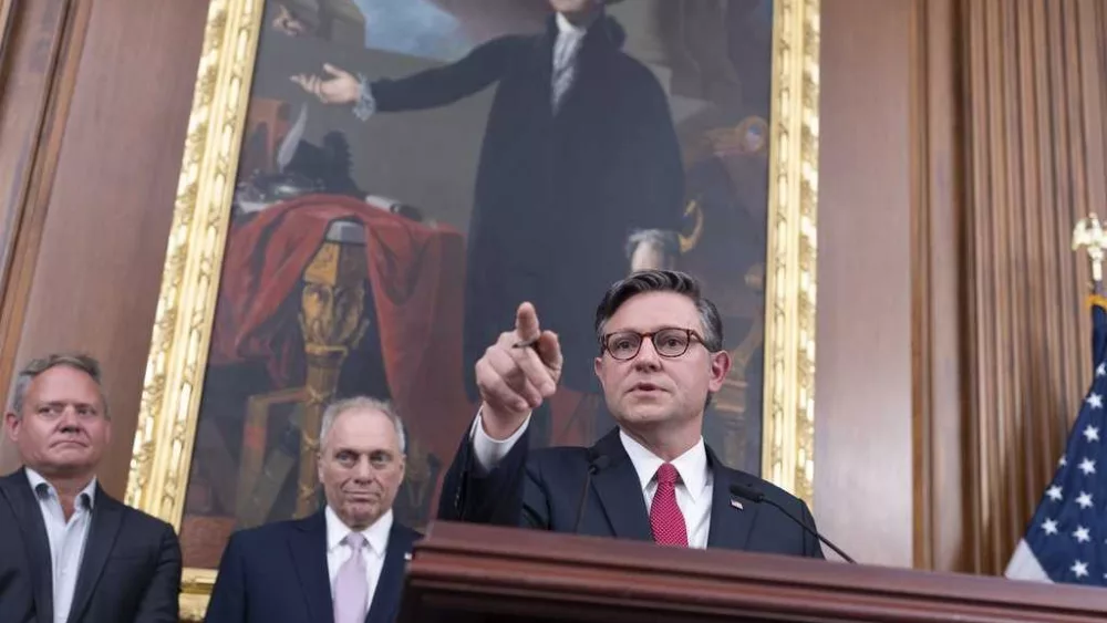 House back to work as GOP leaders try to win over holdouts on Trump's tax bill